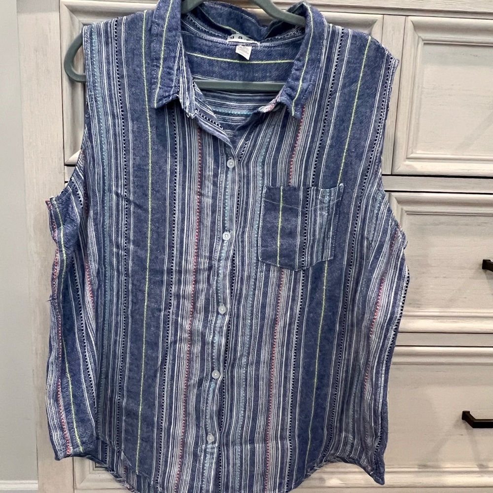 Striped Sleeveless Button-Up Shirt
